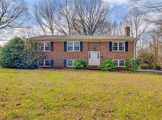 7603 Penns Grove Rd, Summerfield, NC 27358