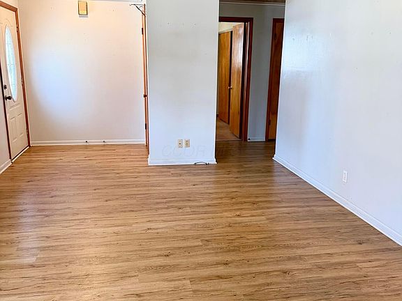 4th image of 1094 Aldine Dr