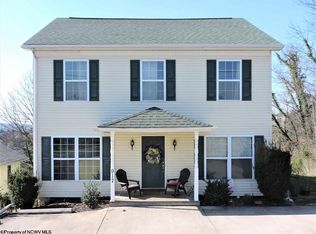 917 Snider St, Morgantown, WV 26505