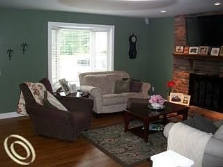 4th image of 2735 Shady Hollow Dr