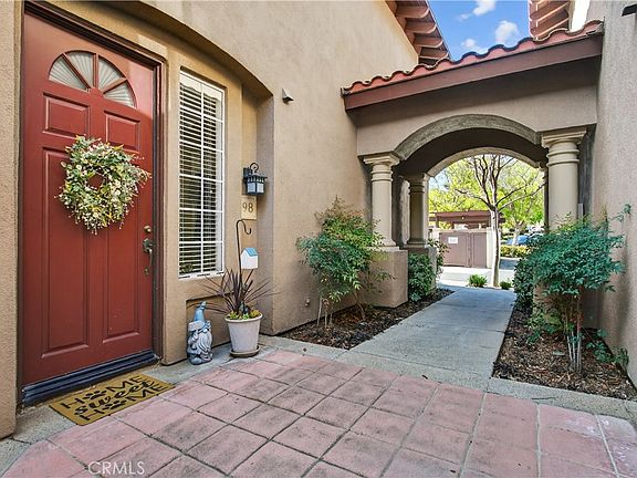 3rd image of 98 Pasto Rico