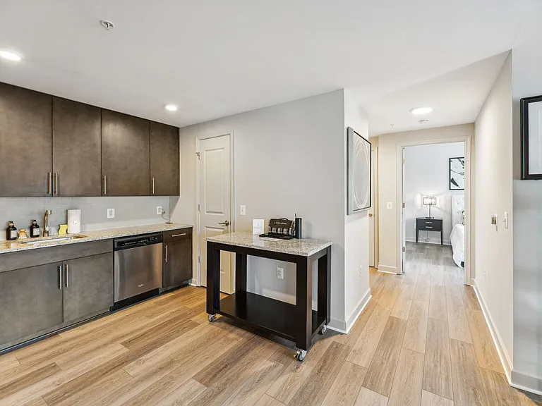 Ovation at Park Crest — Photo 17