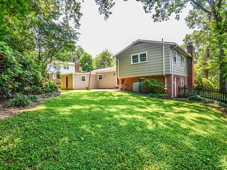 4805 Willet Dr — Photo 45