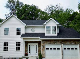 1 Rhonda Ct, Windsor Mill, MD 21244