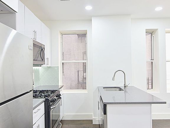 2nd image of 408 W 129th St APT 11