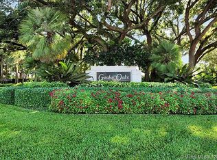 8708 Wakefield Dr, Palm Beach Gardens, FL 33410
