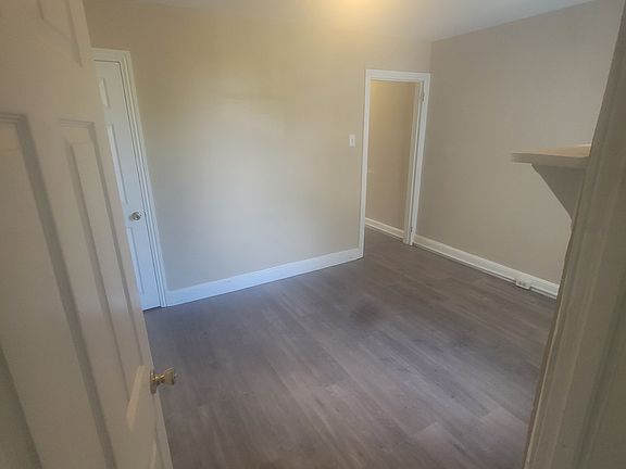 4th image of 627 Corson St
