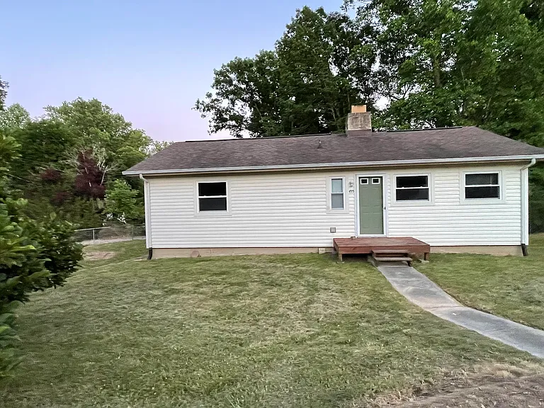 455 East Dr — Photo 27