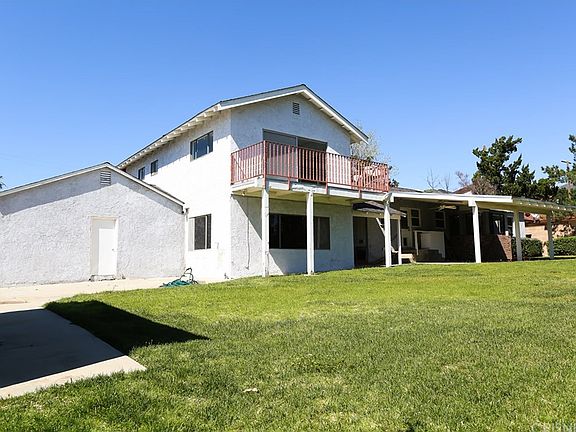 2nd image of 15010 Larkspur St