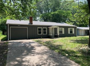 9411 Lewis Ave, Kansas City, MO 64138