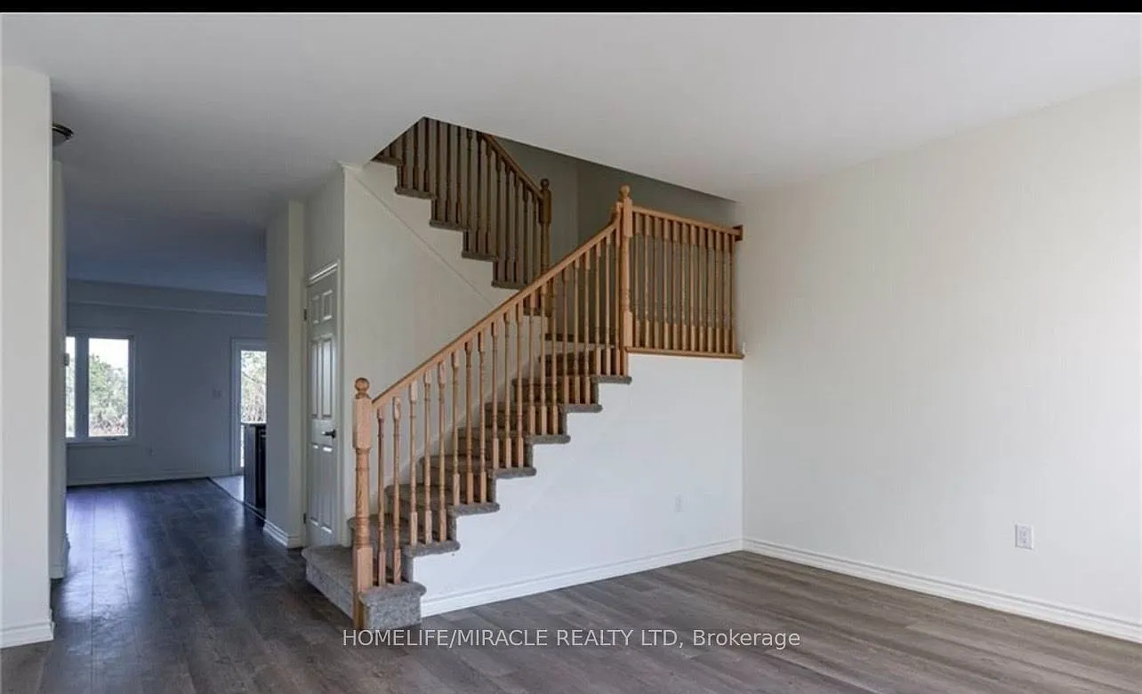 4 bed, $2,649 — Photo 2