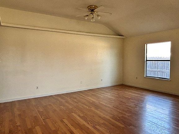 5th image of 1416 Nelson Pl