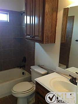 5th image of 2702 Isabella Way