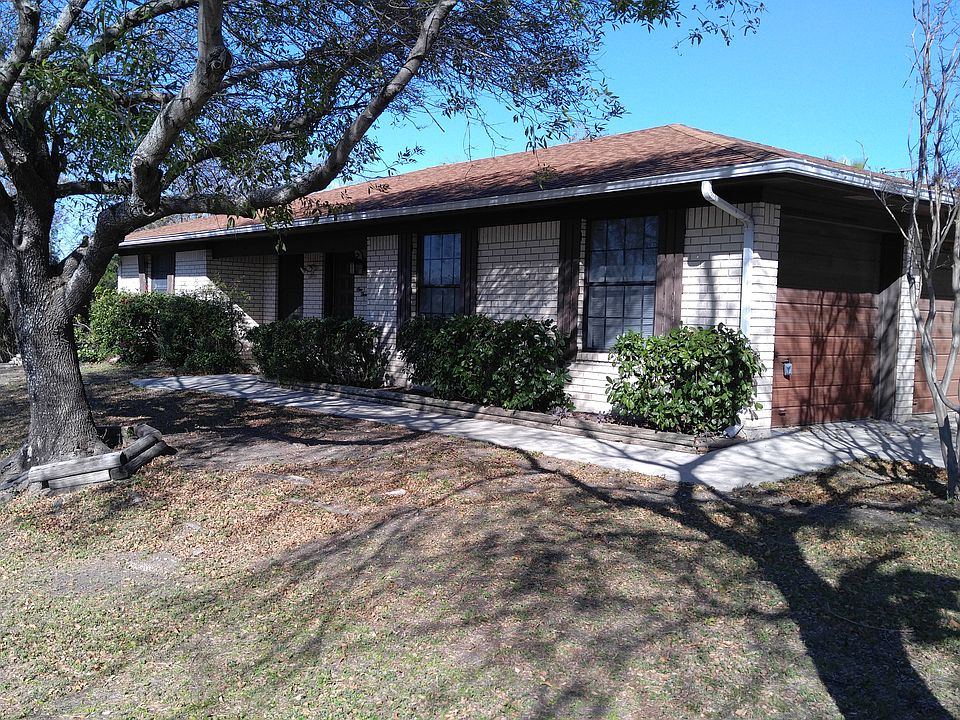 1st image of 1001 S Roy Reynolds Dr