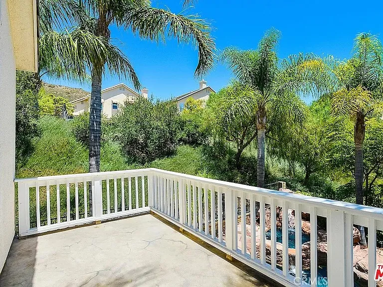948 Ellesmere Way — Photo 30