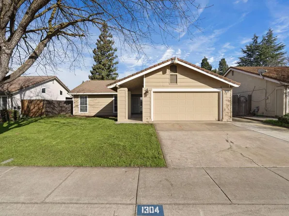 1304 October Way, Modesto, CA 95358