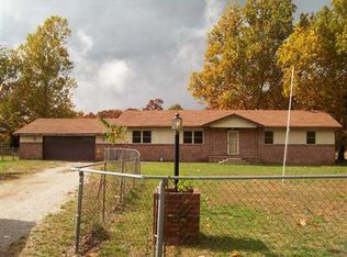 526 City Limit Rd, Granby, MO 64844