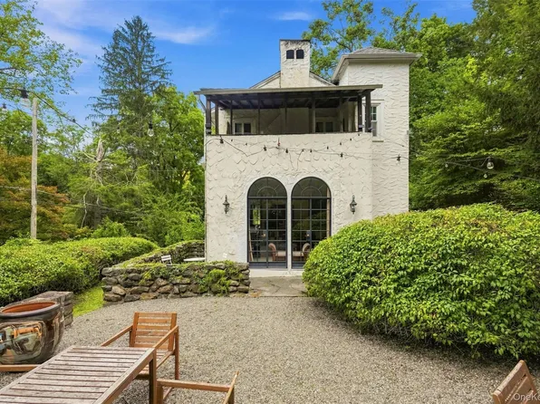 185 Old West Point Road E, Garrison, NY 10524