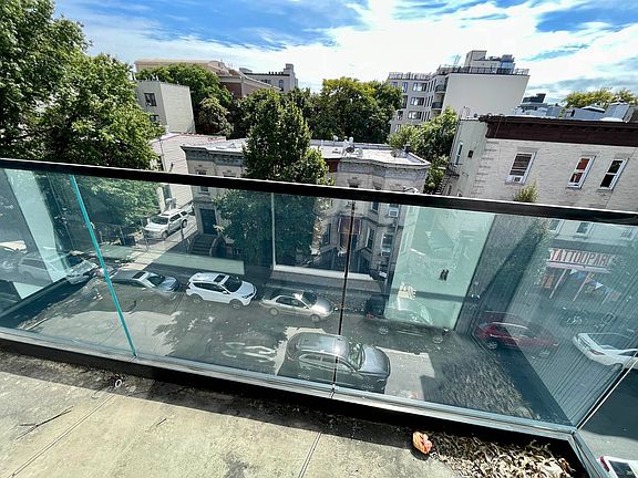 3rd image of 227 Winthrop St #3R