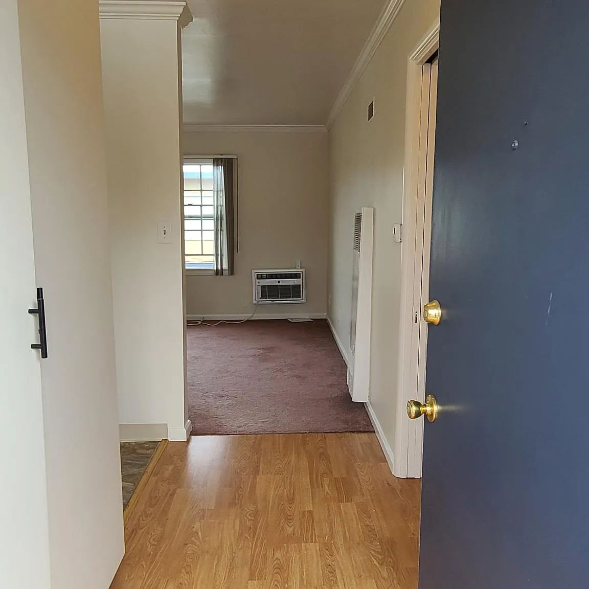 1 bed, 650 sqft, $1,900 — Photo 2