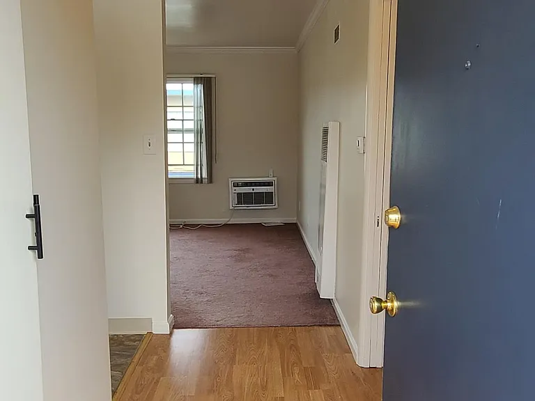 722 Sunset Blvd #C — Photo 2