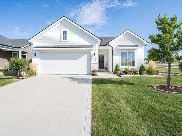 15301 Deerview Dr, Urbandale, IA 50323