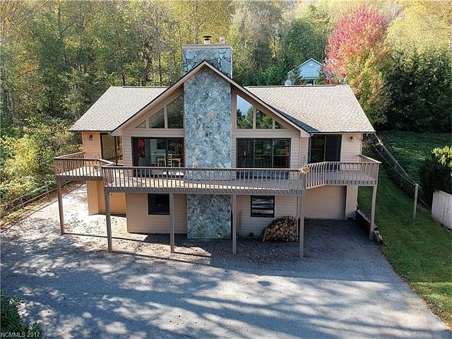 1st image of 928 Mountain Lake Dr