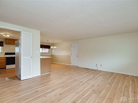 4th image of 3972 Cordell Dr