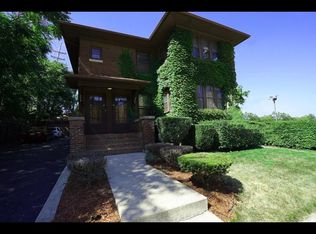 220 W Highland Ave #1, Elgin, IL 60123