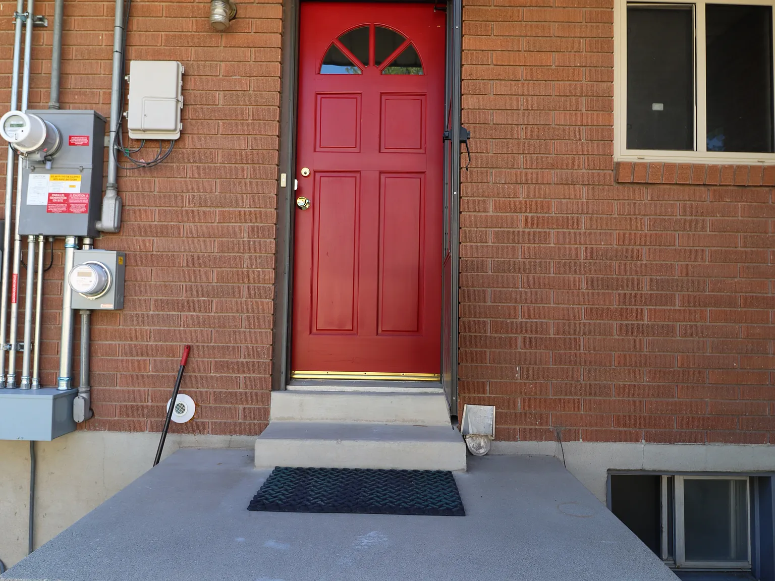 2 bed, 1275 sqft, $1,500 — Photo 3