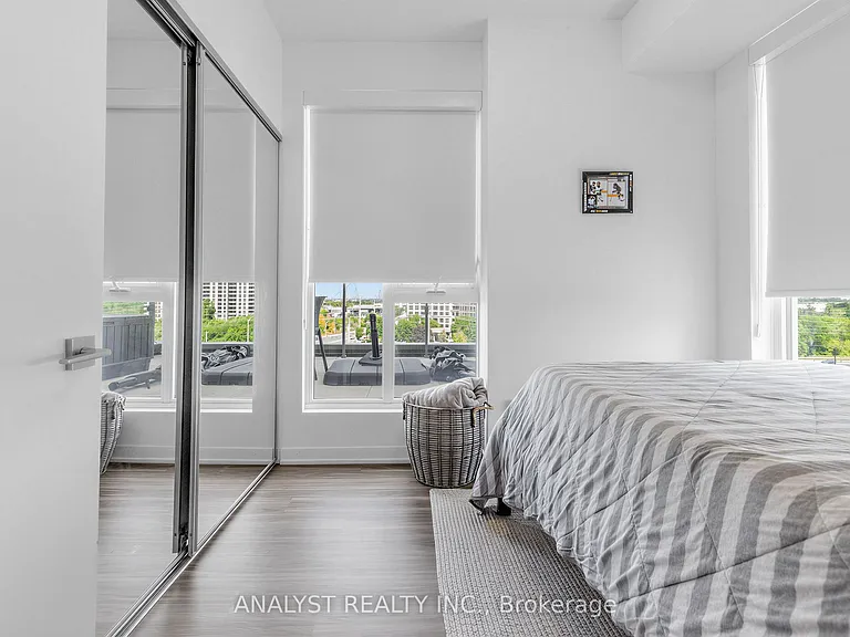 498 Caldari Rd #522 — Photo 12