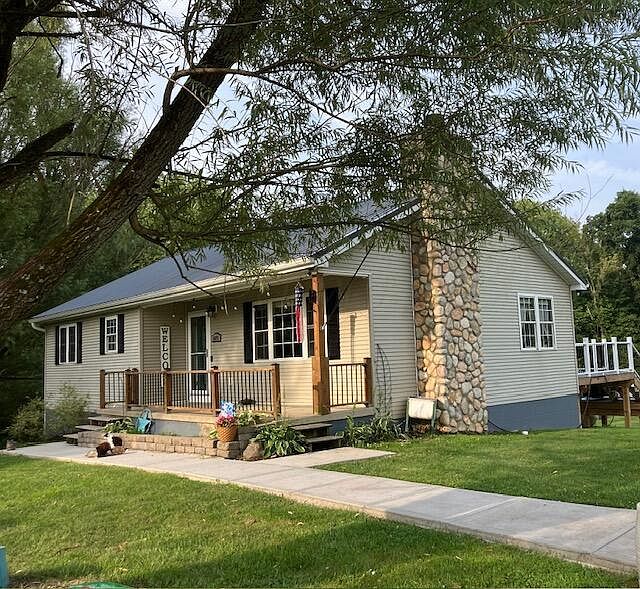 1st image of 5875 Logan Thornville Rd NE