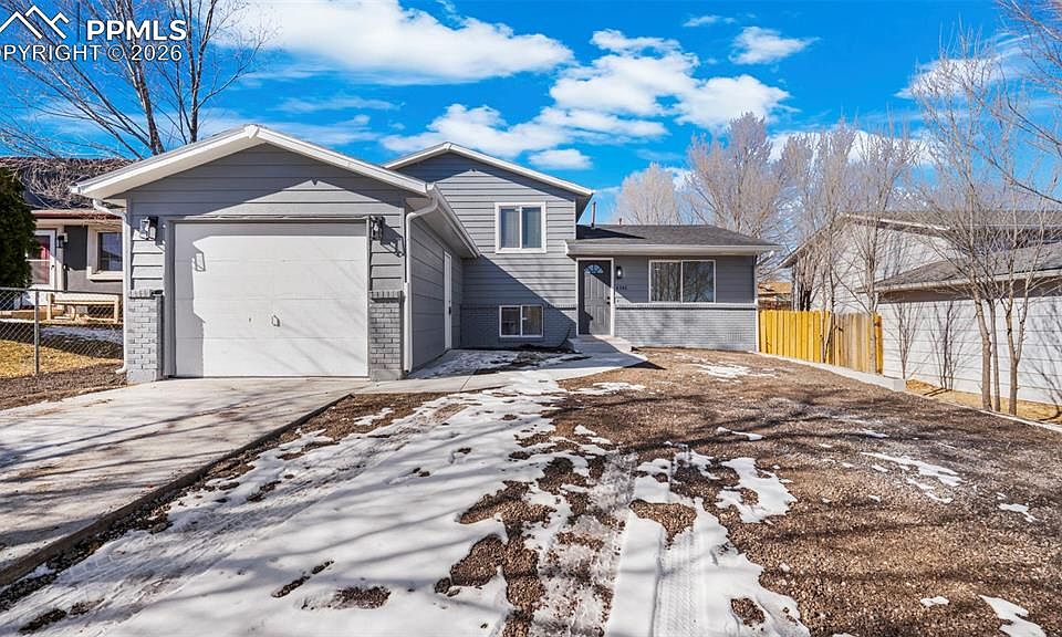 1st image of 4346 College View Dr