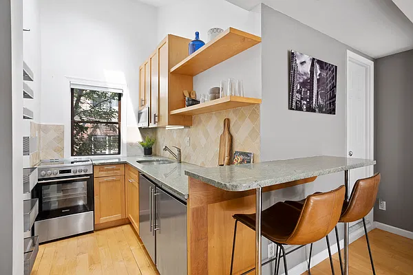 Rented by Douglas Elliman | media 5