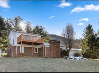 3664 Katy Hollar Rd, Sevierville, TN 37862