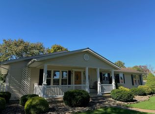 2401 State Rd, Cochranton, PA 16314