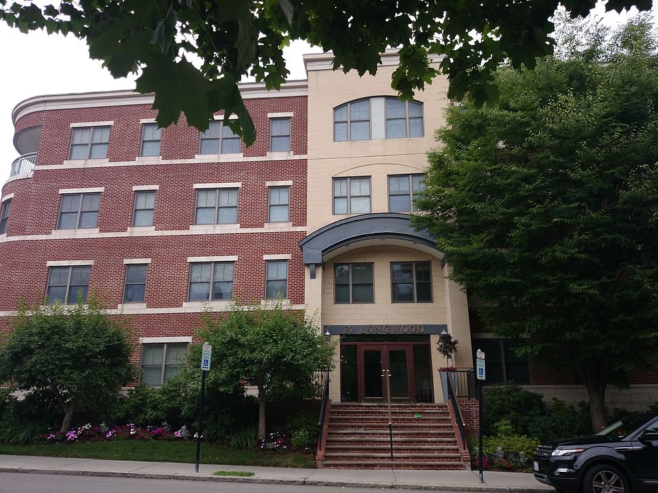 1st image of 30 Longwood Ave APT 102