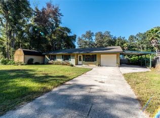 39815 Magnolia St, Lady Lake, FL 32159