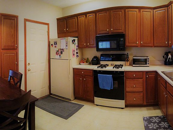 5th image of 1205 Camden Ct