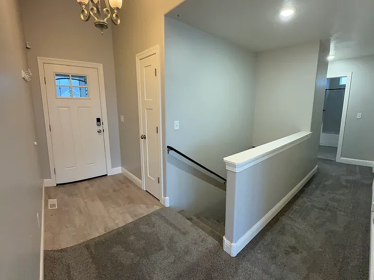311 S Emery Ln — Photo 3