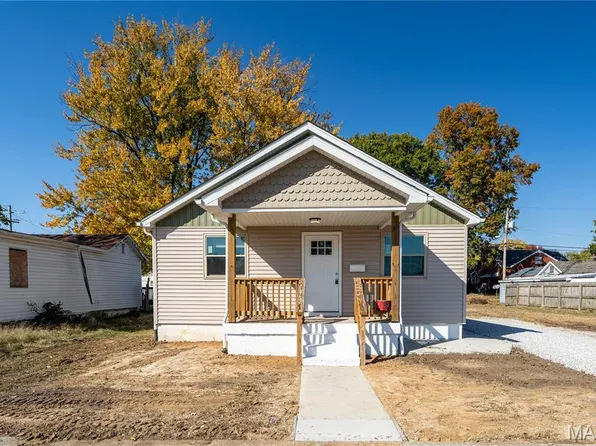 1809 Rhodes St, Madison, IL 62060