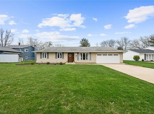 20768 White Bark Dr, Strongsville, OH