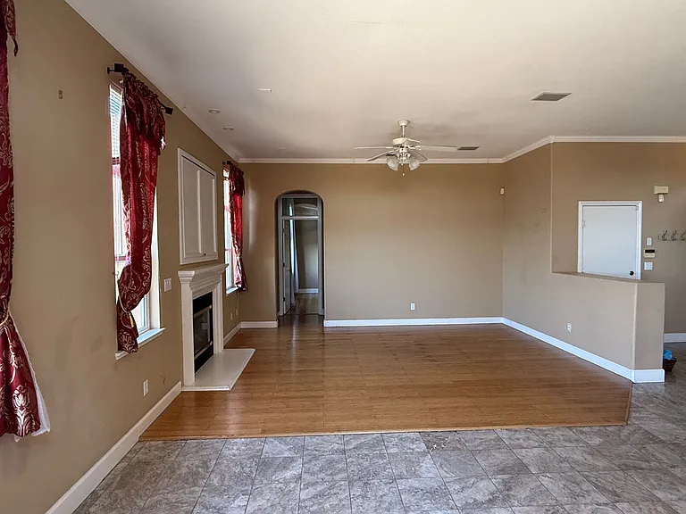 7208 Queen Isabella Ct — Photo 6