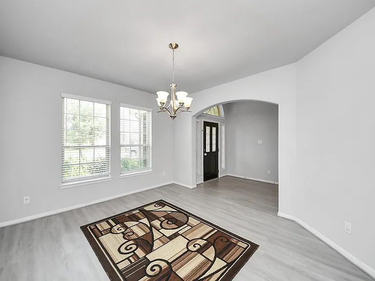 3102 Trishelle Ct — Photo 35