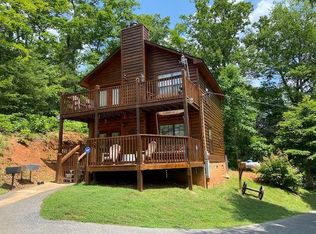 2460 N School House Gap Rd, Sevierville, TN 37876