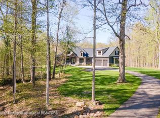 175 Three Oaks Rd, Okemos, MI 48864