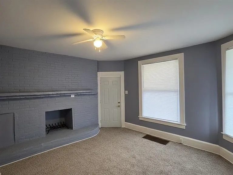 117 S 15th St — Photo 20