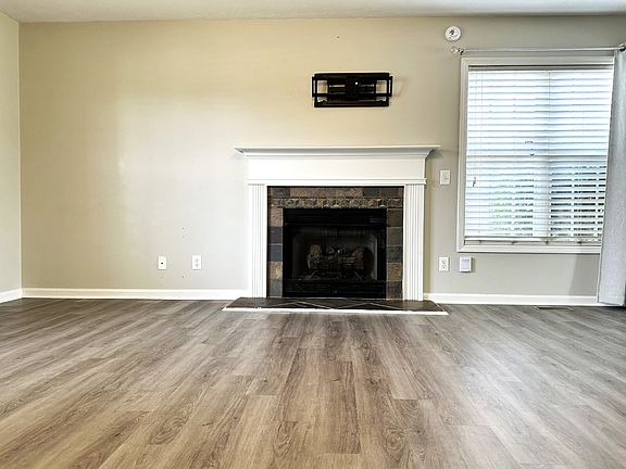 5th image of 1311 Shoshone Pl