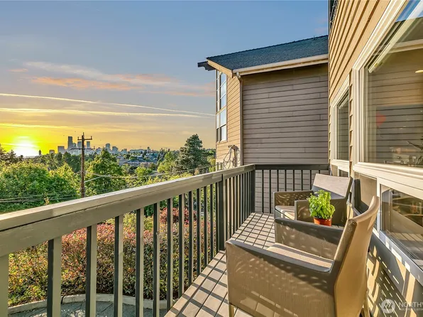 1706 Bradner Place S #3, Seattle, WA 98144