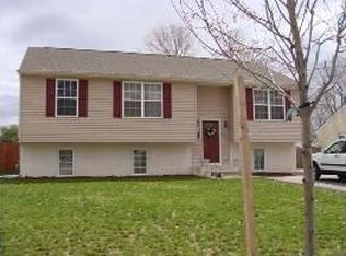 727 Embassy Ter, Vineland, NJ 08360